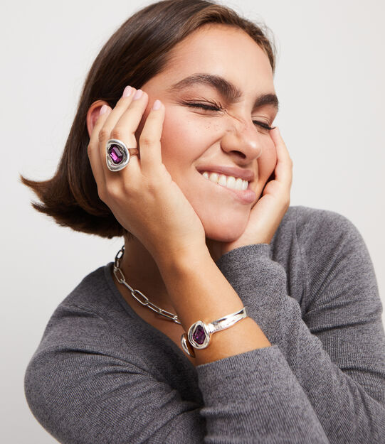 Anillo ba&ntilde;ado en plata de ley con cristal rosa, Plateado, large